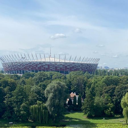 Dedek Park - Historyczny Dworek W Pieknym Parku Skaryszewskim Obok Stadionu Narodowego Varsóvia Exterior foto